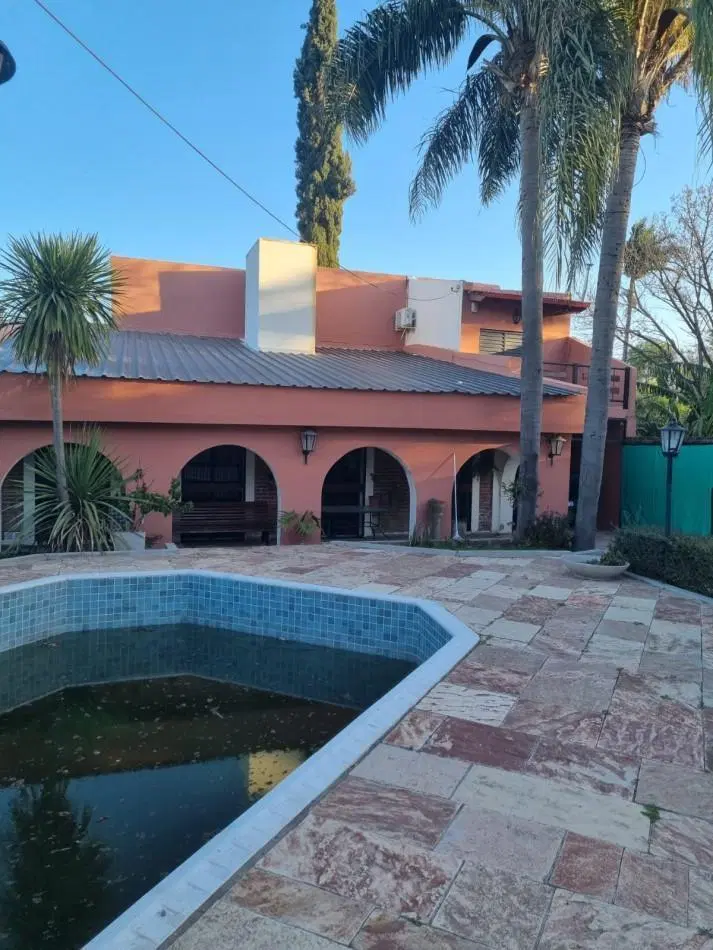 CASA A LA VENTA EN CALLE EL GUAYACAN 3