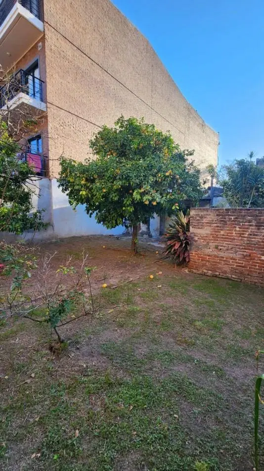 CASA EN VENTA EN CALLE ILLIA (a reciclar) 2