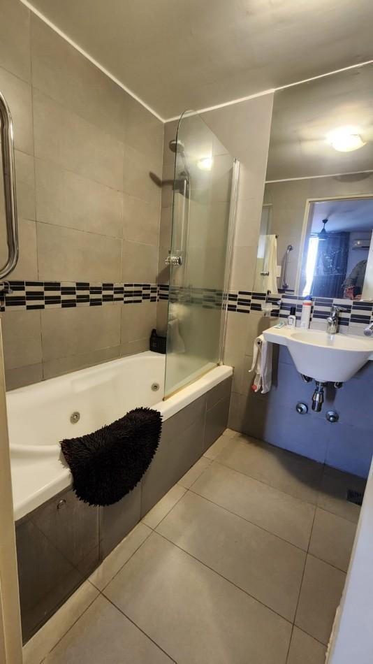 Foto de SEMIPISO EN VENTA EN ZONA PARQUE URQUIZA DE LA CIUDAD DE PARANA, imagen 2