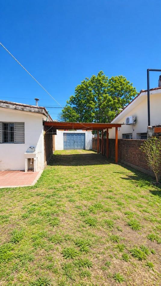 Foto de CASA EN VENTA EN CALLE LOPEZ Y PLANES, imagen 2
