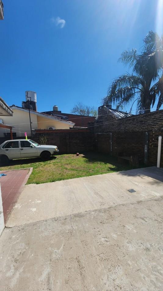 Foto de CASA EN VENTA EN CALLE LOPEZ Y PLANES, imagen 3