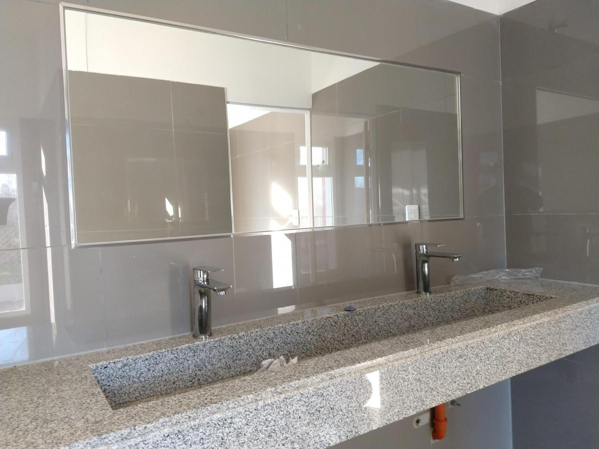 Local Comercial a Estrenar Al Ingreso de Mina Clavero 1