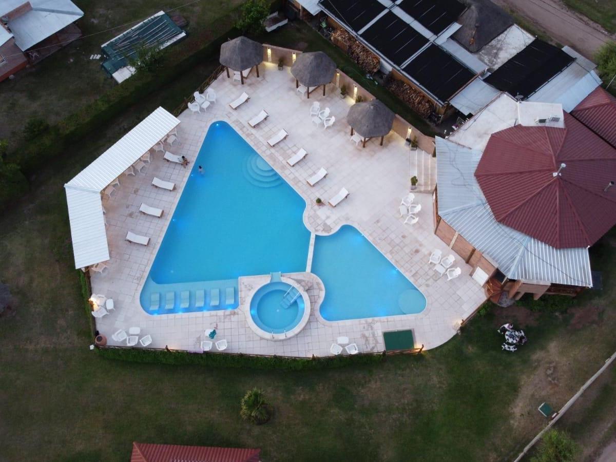 Espectacular Complejo de Cabañas Premiun con Pileta Climatizada en Nono 3