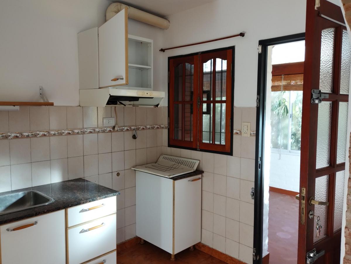 Hermoso Chalet 2 Plantas con Quincho en Barrio Residencial Mina Clavero 1