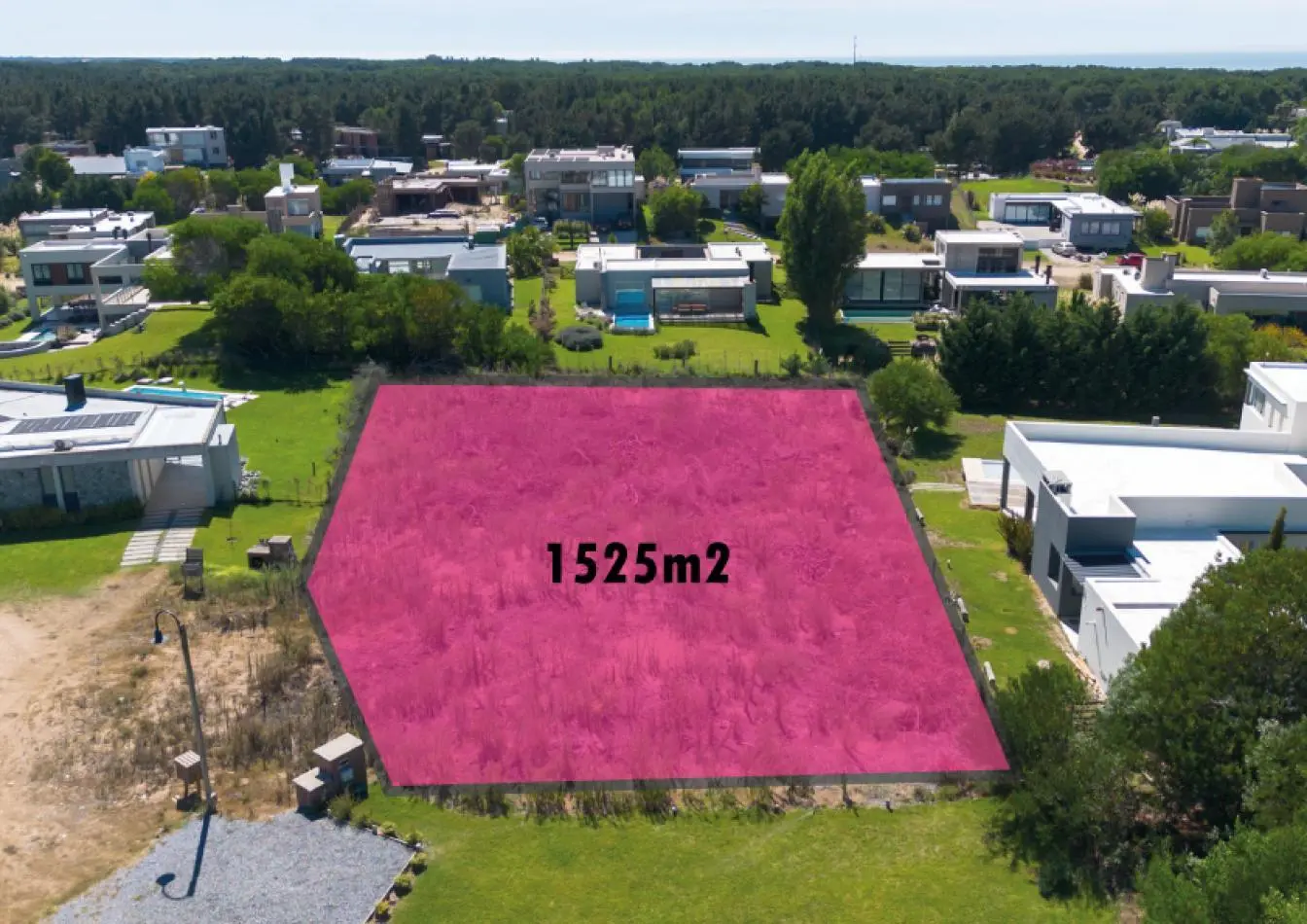 LOTE EN VENTA EN COSTA ESMERALDA - 1500 M² EN CUL-DE-SAC, LISTO PARA CONSTRUIR 3
