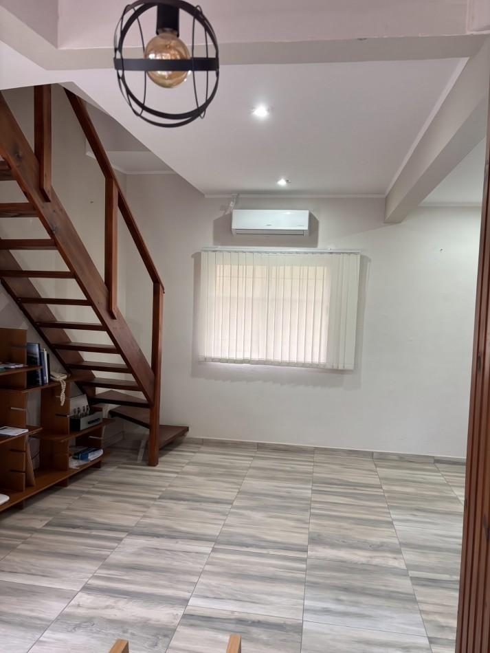 Foto de Excelente Local / Oficina / Estudio Profesional en 2 Plantas, imagen 4