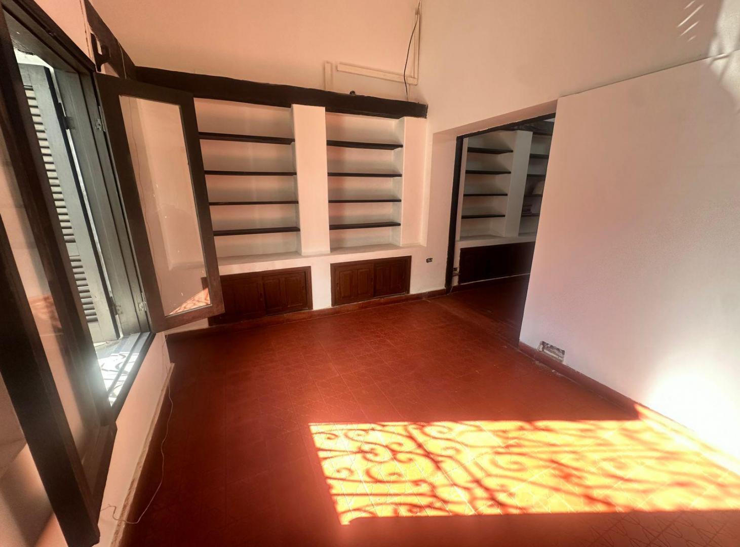 Foto de Casa comercial en alquiler sobre Montevideo 523, imagen 4