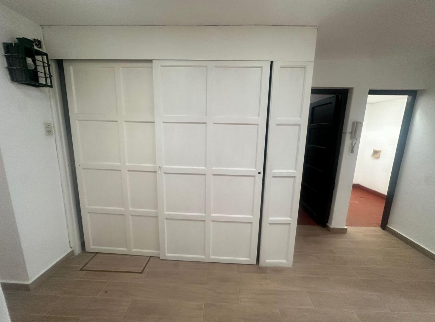 Foto de Casa comercial en alquiler sobre Montevideo 523, imagen 3