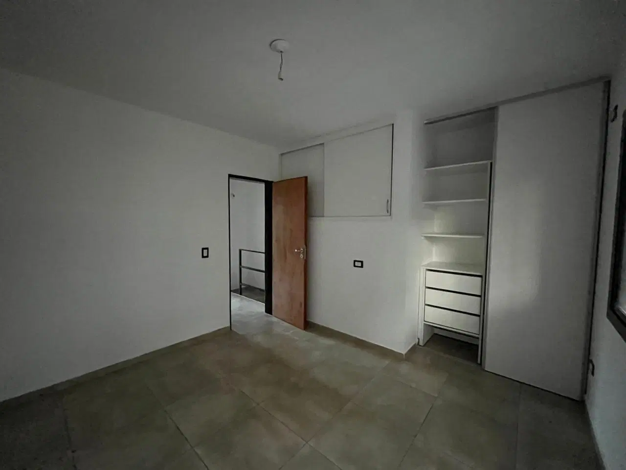 ALQUILER DUPLEX EN HOUSING 2 DORM CUESTA COLORADA 5