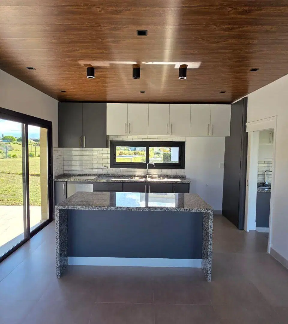 Casa en Venta en Puerto del Águila Etapa 1 3 Dormitorios, Pileta y Terreno de 1.400 m. 4
