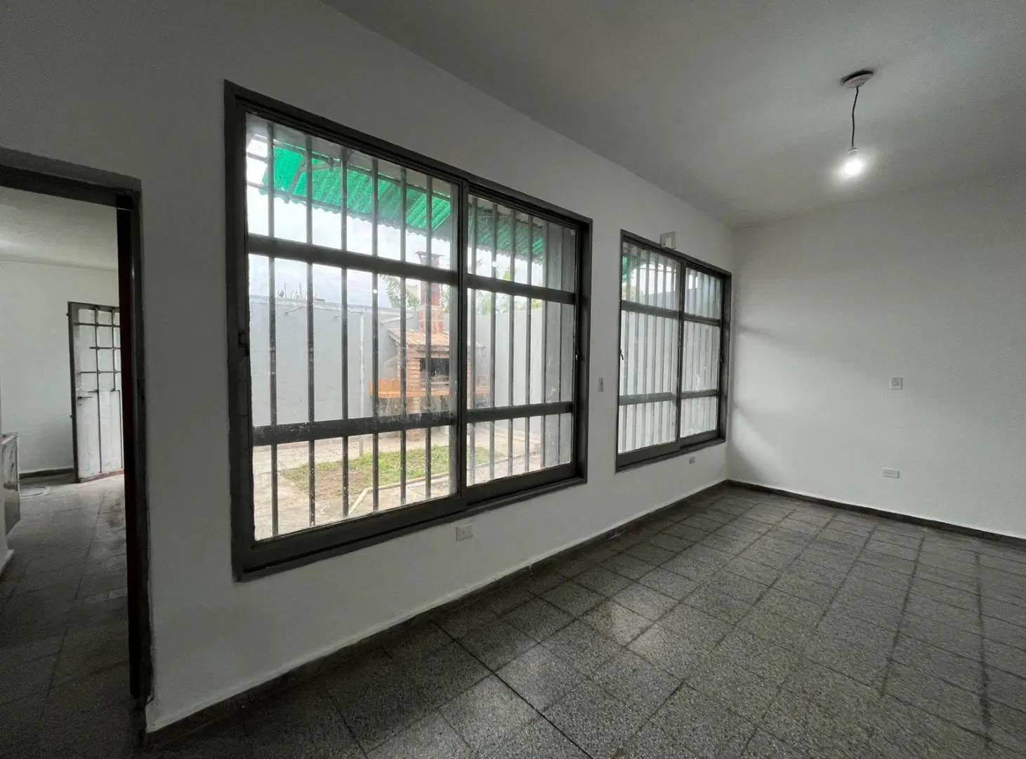ALQUILER OFICINA CON 2 COCHERAS - B BELLA VISTA 5