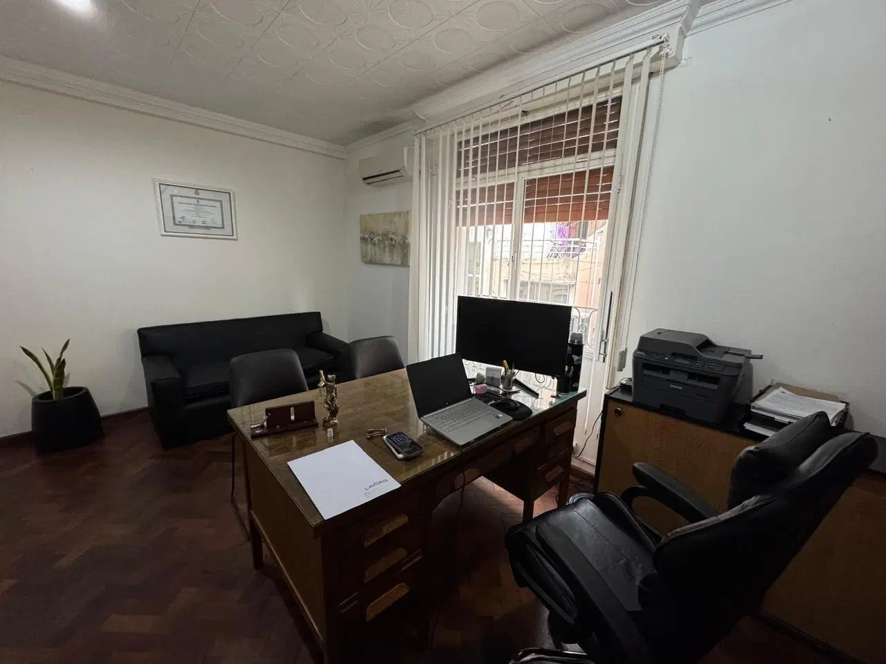 oficina en venta centro a mts de cañada 4