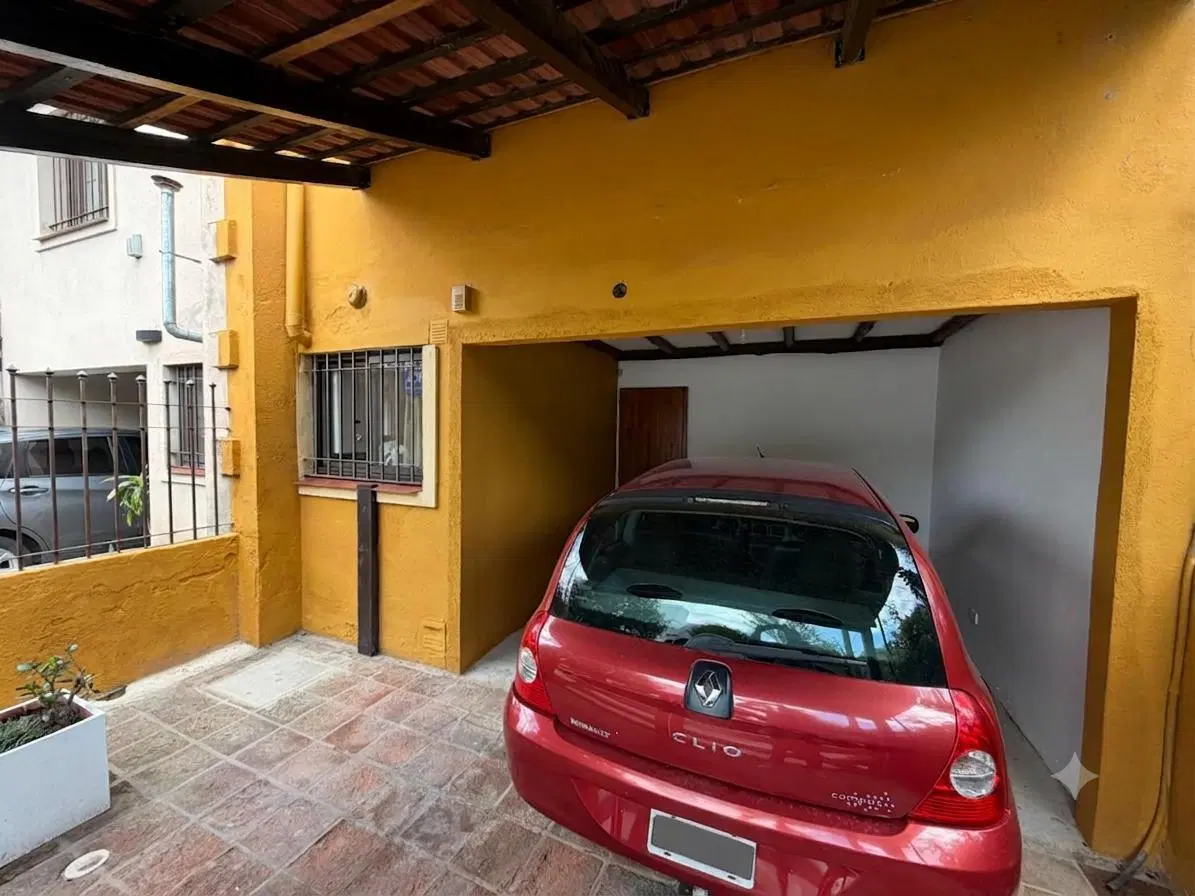 DUPLEX 3 DORM CON COCHERA B LA SALLE 5