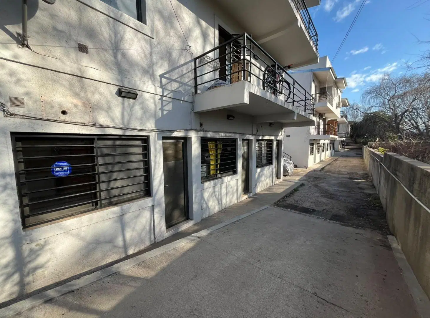 DPTO 1 DORM SOBRE AV. CARCANO  VILLA CARLOS PAZ 2