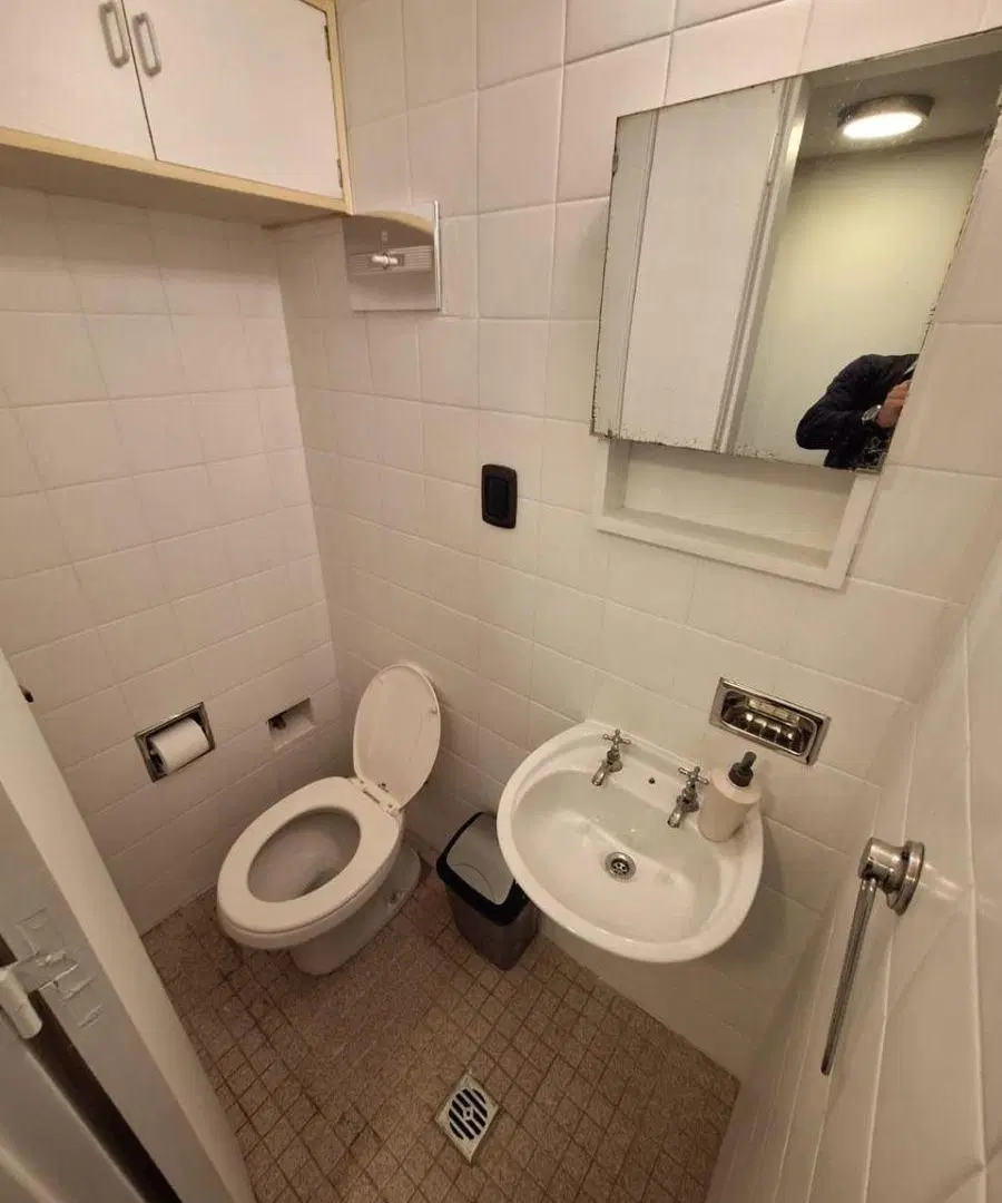 Inmobiliaria Beltrán alquila departamento amoblado calle España ciudad Mendoza 3