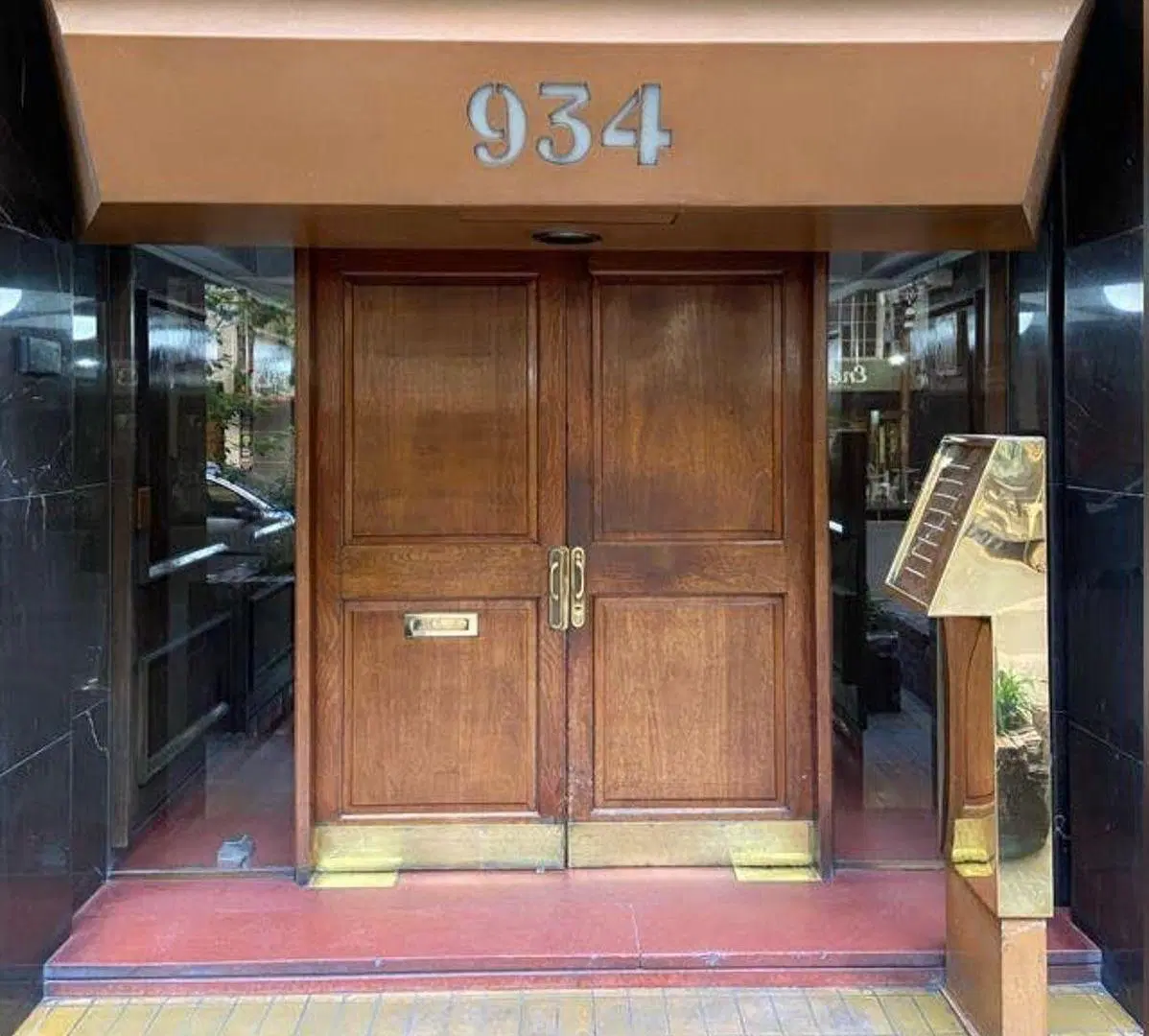 Inmobiliaria Beltrán alquila departamento amoblado calle España ciudad Mendoza 4