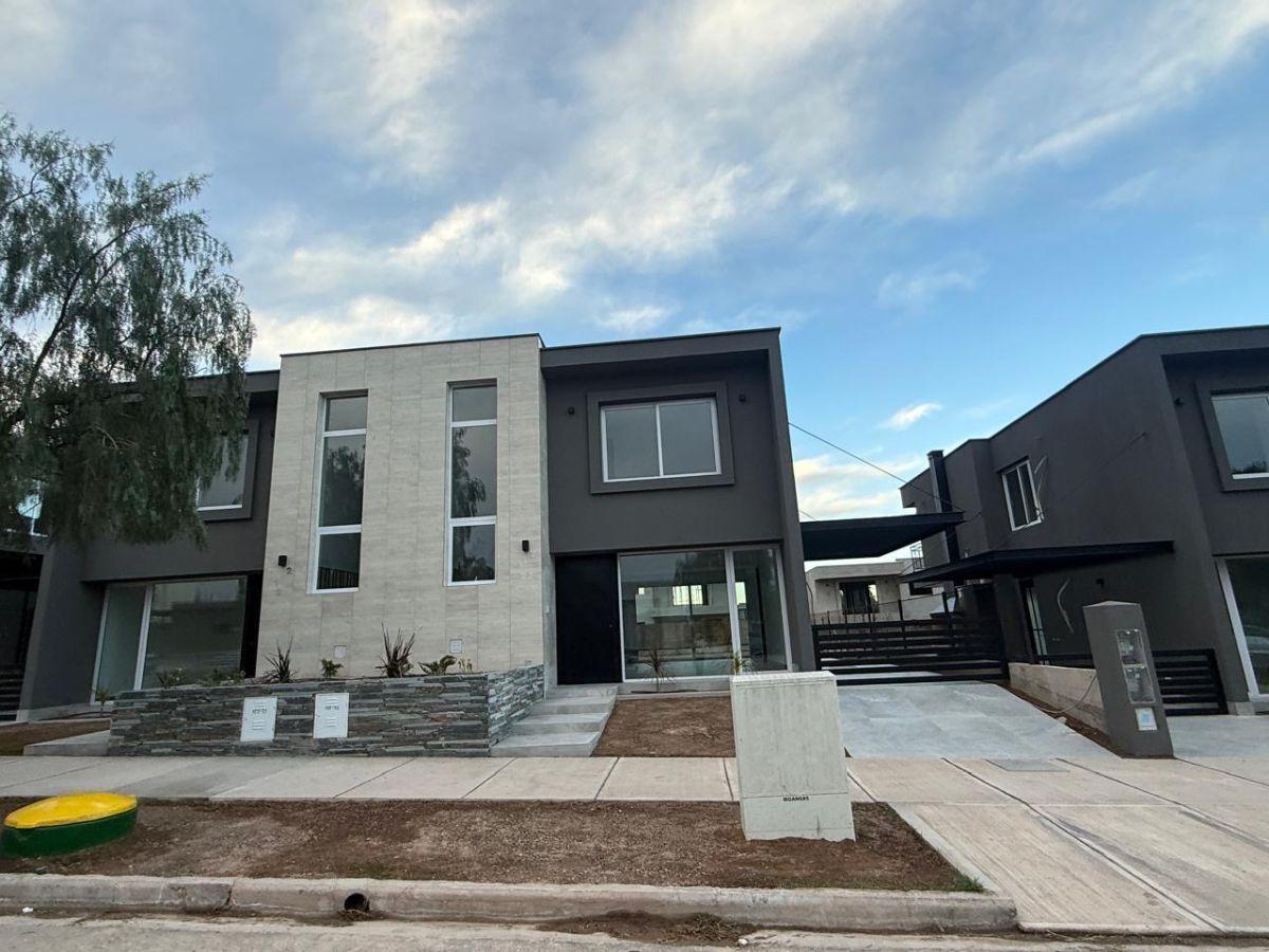 Foto de DEPARTAMENTO DUPLEX EN ALQUILER DALVIAN, imagen 1