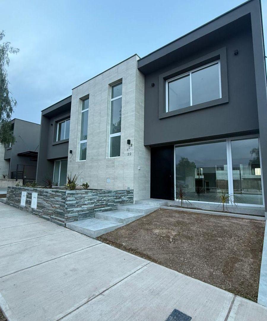 Foto de DEPARTAMENTO DUPLEX EN ALQUILER DALVIAN, imagen 5