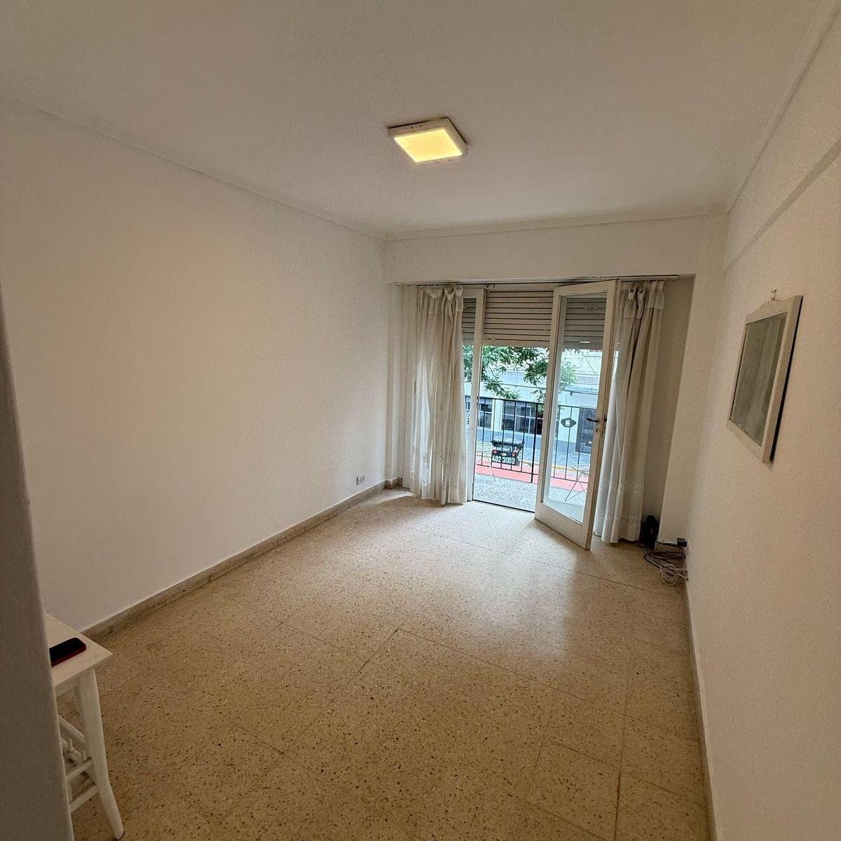 Depto 2 Ambientes con Balcon 2