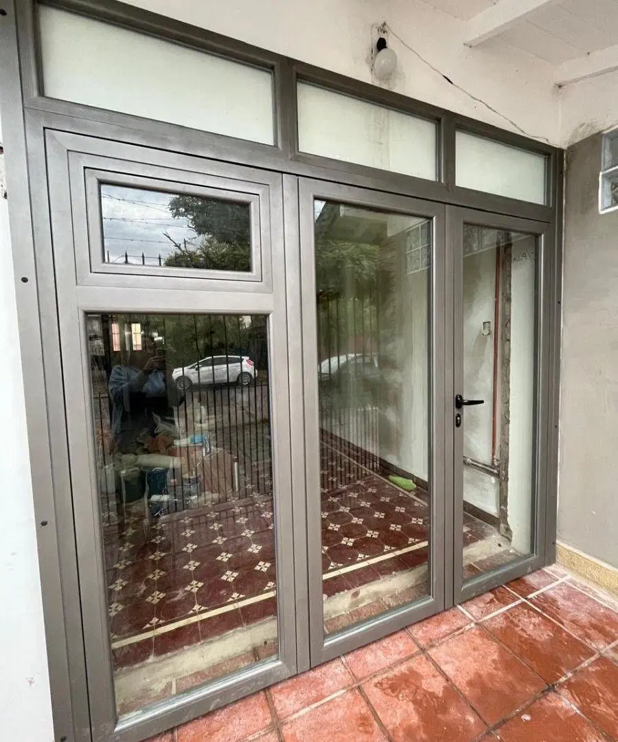 Local comercial en alquiler ubicado en Parque Luro 4