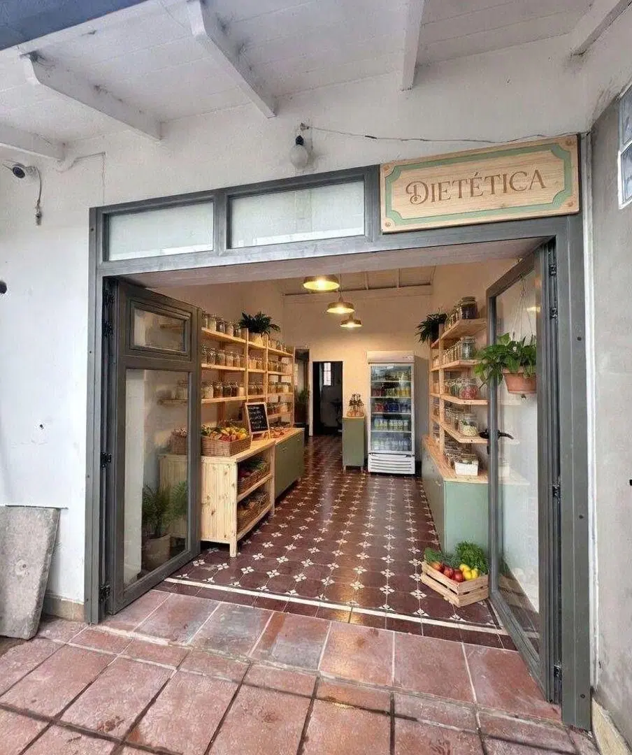 Local comercial en alquiler ubicado en Parque Luro 2
