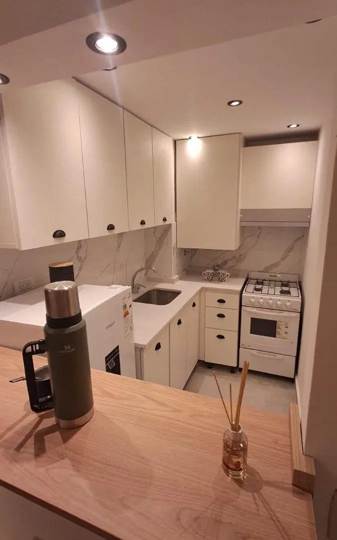 Departamento 2 ambientes con patio reciclado 5