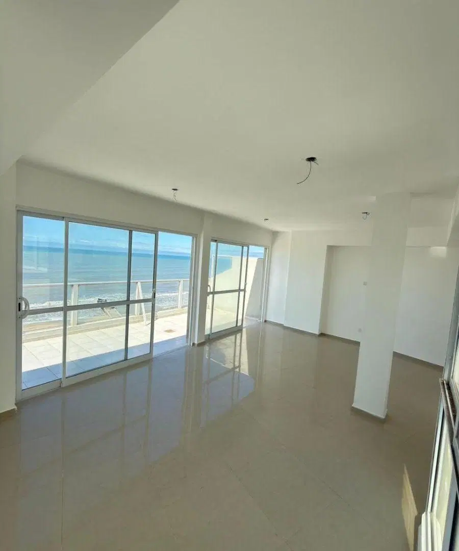 Departamento en venta 2 ambientes frente al mar 2