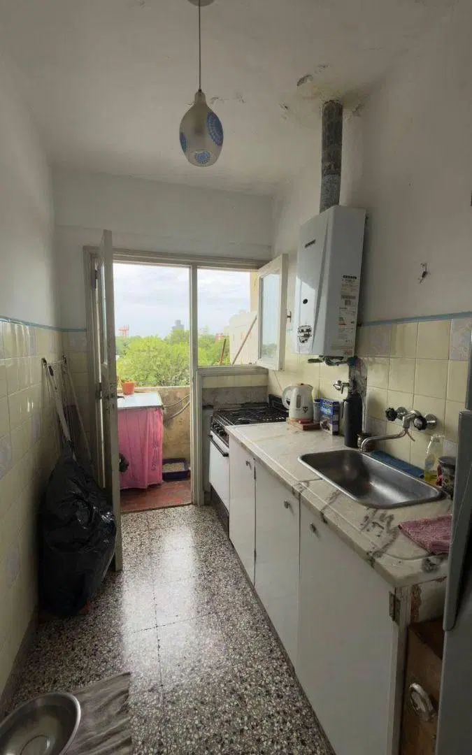 Departamento en venta c/ cochera en La Perla 2