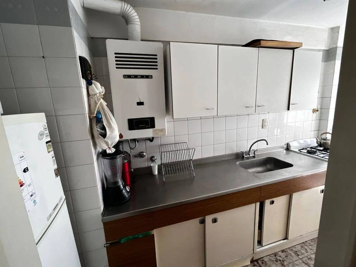 Departamento 3 ambinetes en venta en el edificio Cabo Corrientes 4