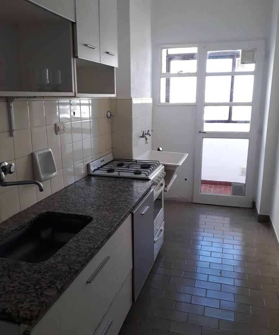 Foto de Departamento en venta c/ cochera en Las Avenidas, imagen 5