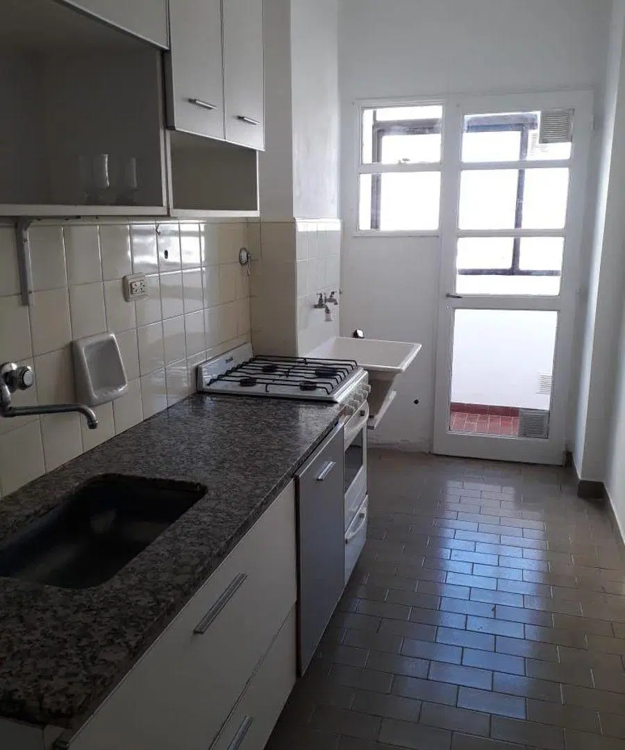 Departamento en venta c/ cochera en Las Avenidas 5