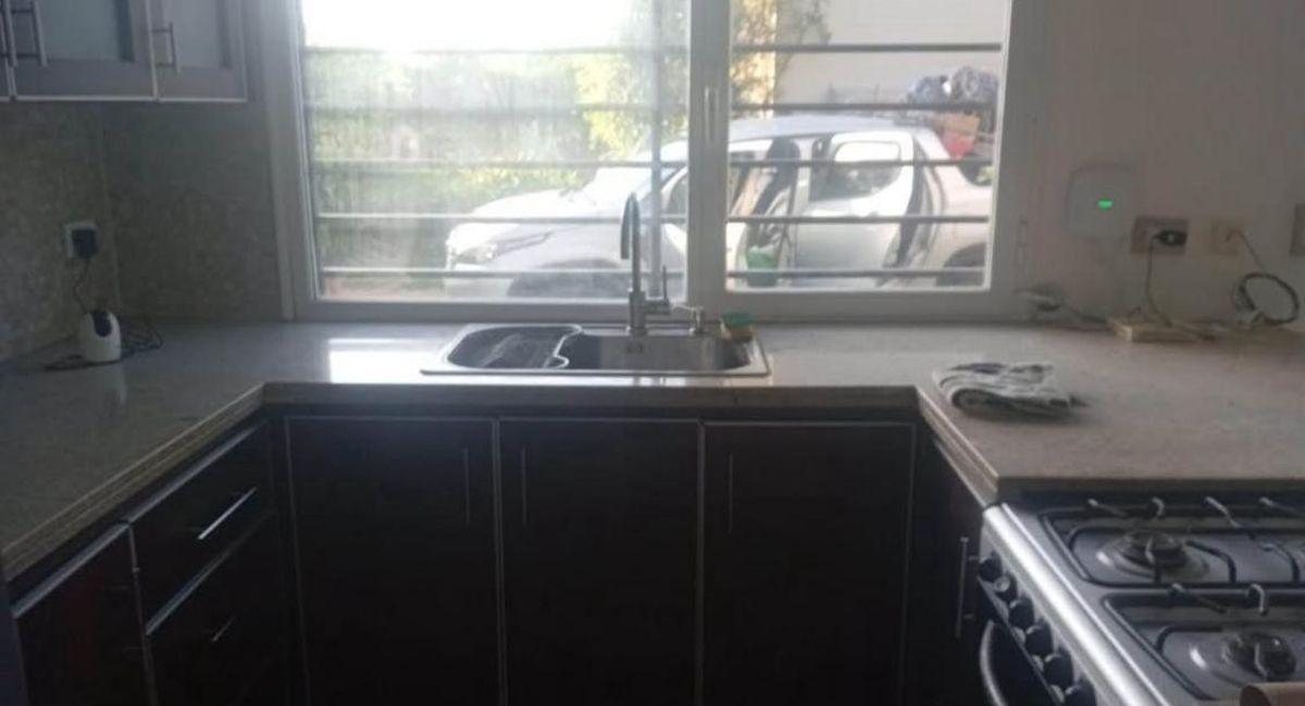 Foto de CHALET MODERNO EN VENTA EN DOS PLANTAS EN LOS ACANTILADOS, imagen 2