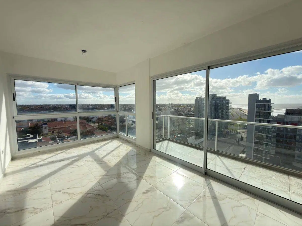 DEPARTAMENTOS A ESTRENAR DE 2 AMBIENTES CON BALCON Y VISTA AL MAR 4
