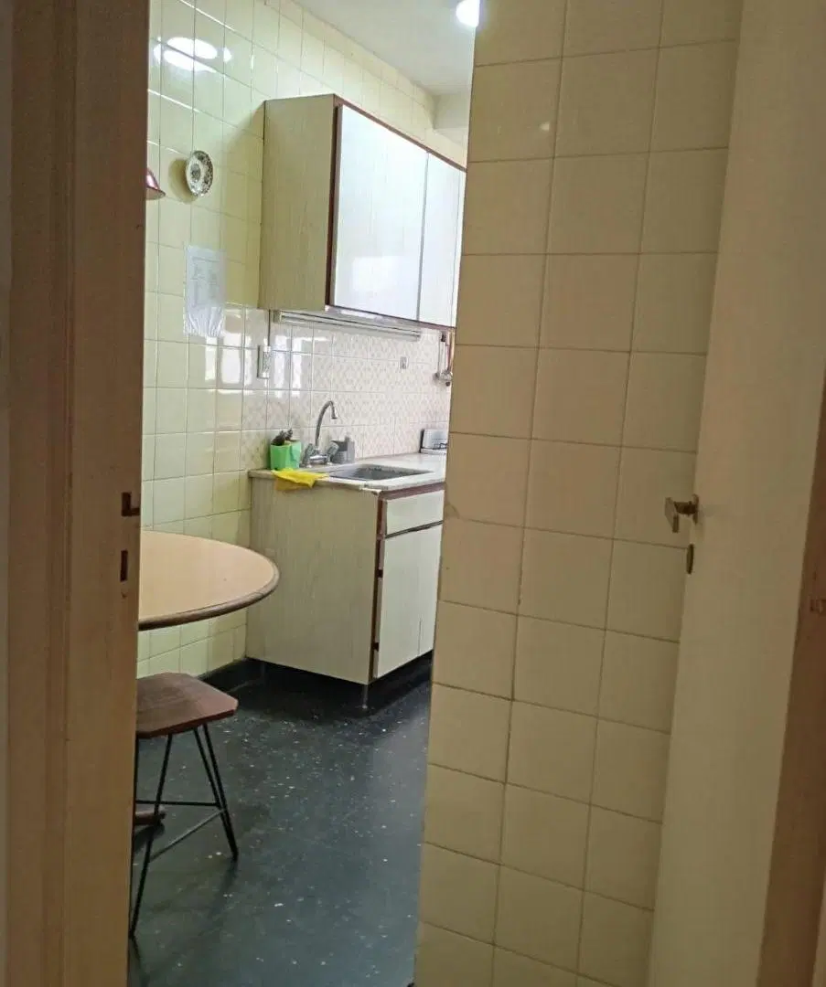 ALQUILER: Departamento de 3 Ambientes Amoblado al Frente – Centro 3