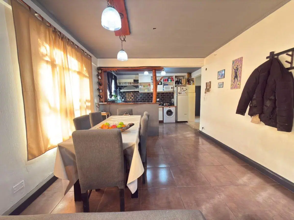 Departamento de 4 Ambientes al Frente con Balcón Aterrazado – Centro 1