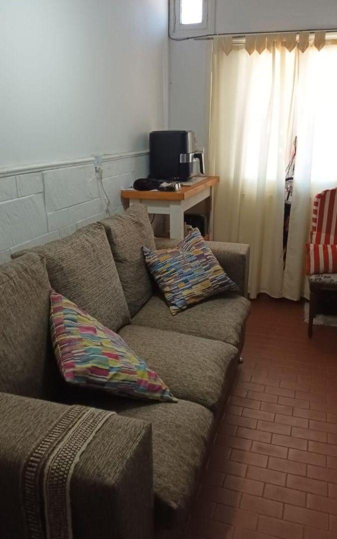 Foto de ALQUILER: PH de 3 ambientes con patio interno, imagen 1