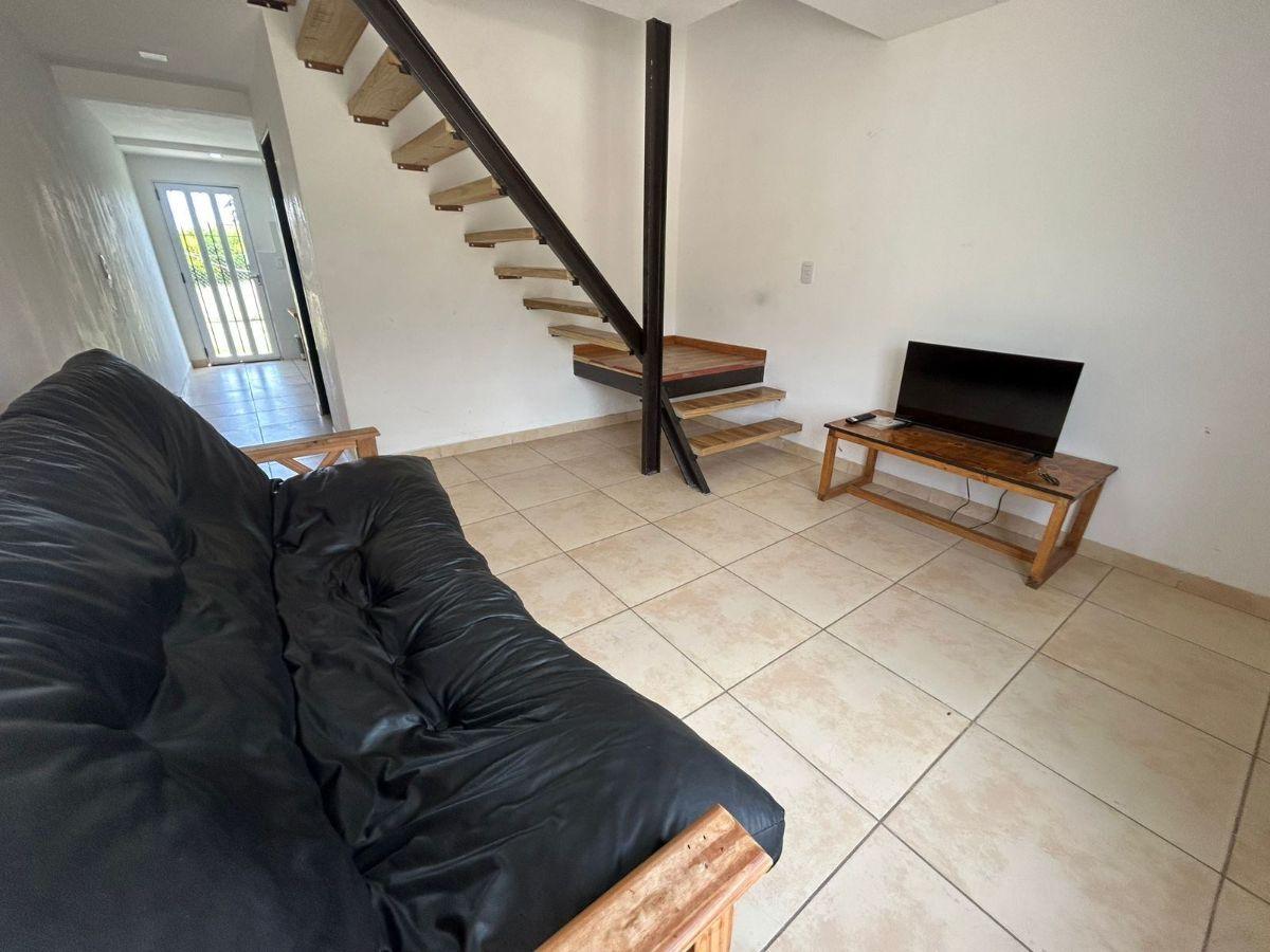 Foto de Dúplex en alquiler c/ cochera en Alfar, imagen 5