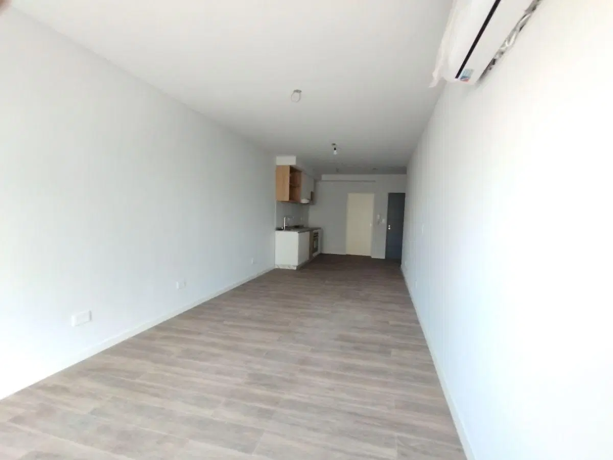 MONOAMBIENTE - SUPER LUMINOSO - A ESTRENAR - ALQUILER - DEVOTO 3