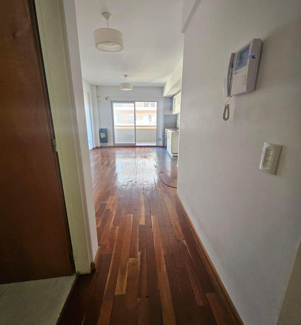 Foto de Monoambiente en Alquiler con Balcón al frente piso séptimo | Villa, imagen 4