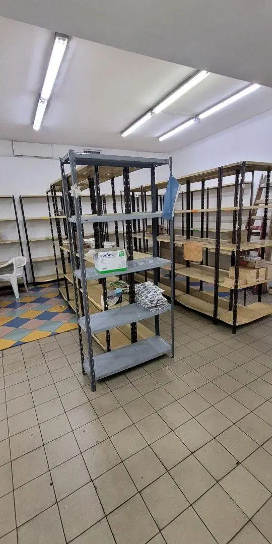LOCAL SOBRE AVENIDA SANTA FE LOTE PROPIO, APTO TODO DESTINO 5
