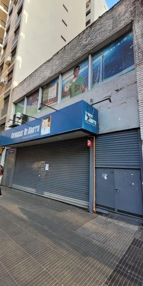 LOCAL SOBRE AVENIDA SANTA FE LOTE PROPIO, APTO TODO DESTINO 4