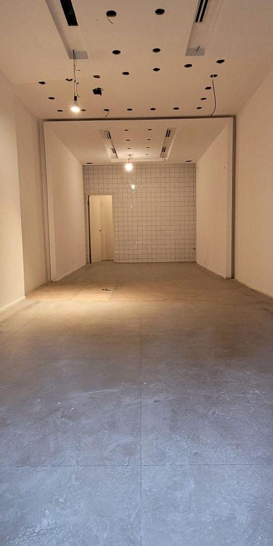 Foto de LOCAL ALQUILER AV. CABILDO Y ECHEVERRIA, SIN EXPENSAS, imagen 2