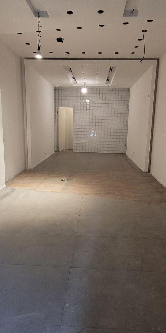 Foto de LOCAL ALQUILER AV. CABILDO Y ECHEVERRIA, SIN EXPENSAS, imagen 5