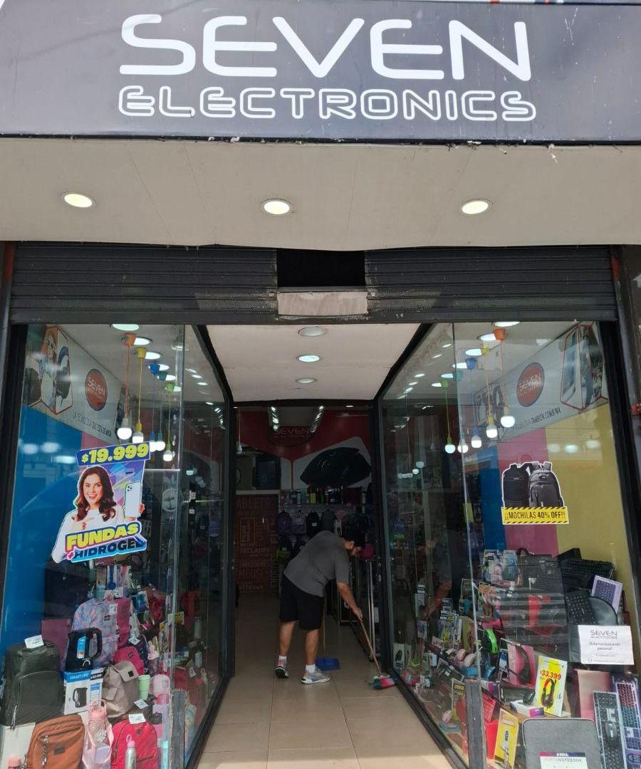 Foto de ALQUILER LOCAL SOBRE AVENIDA CORRIENTES 3000-ZONA ABASTO, imagen 2