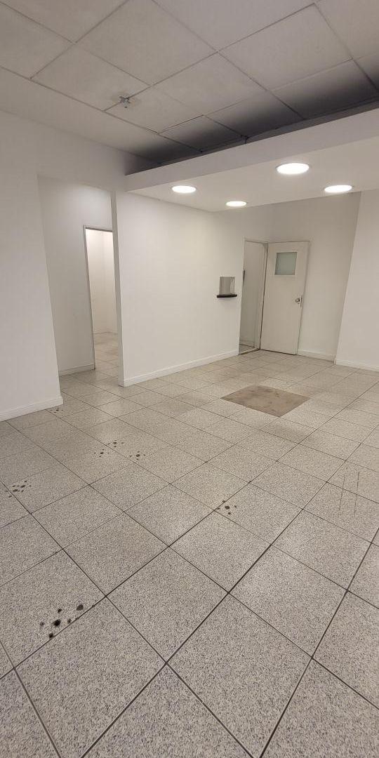 Foto de AVENIDA RIVADAVIA 6600, LOCAL LOTE PROPIO, APTO TODO DESTINO, imagen 5