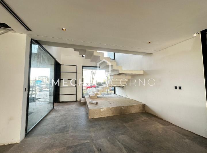 Casa Venta 5 dormitorios Yacht Nordelta 2