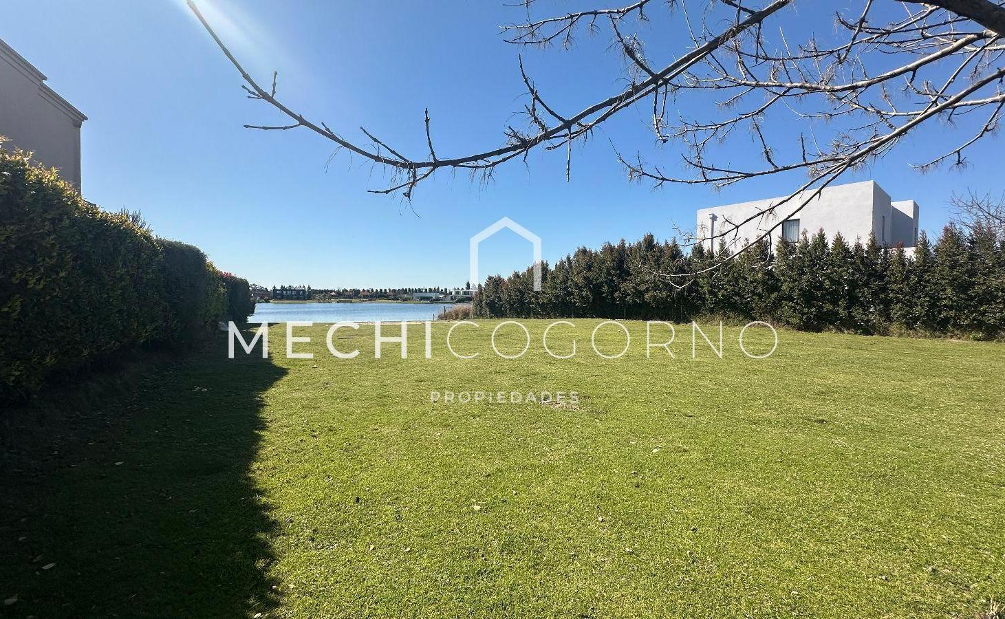 Foto de Terreno a la laguna en venta San Gabriel, Villa Nueva, imagen 2
