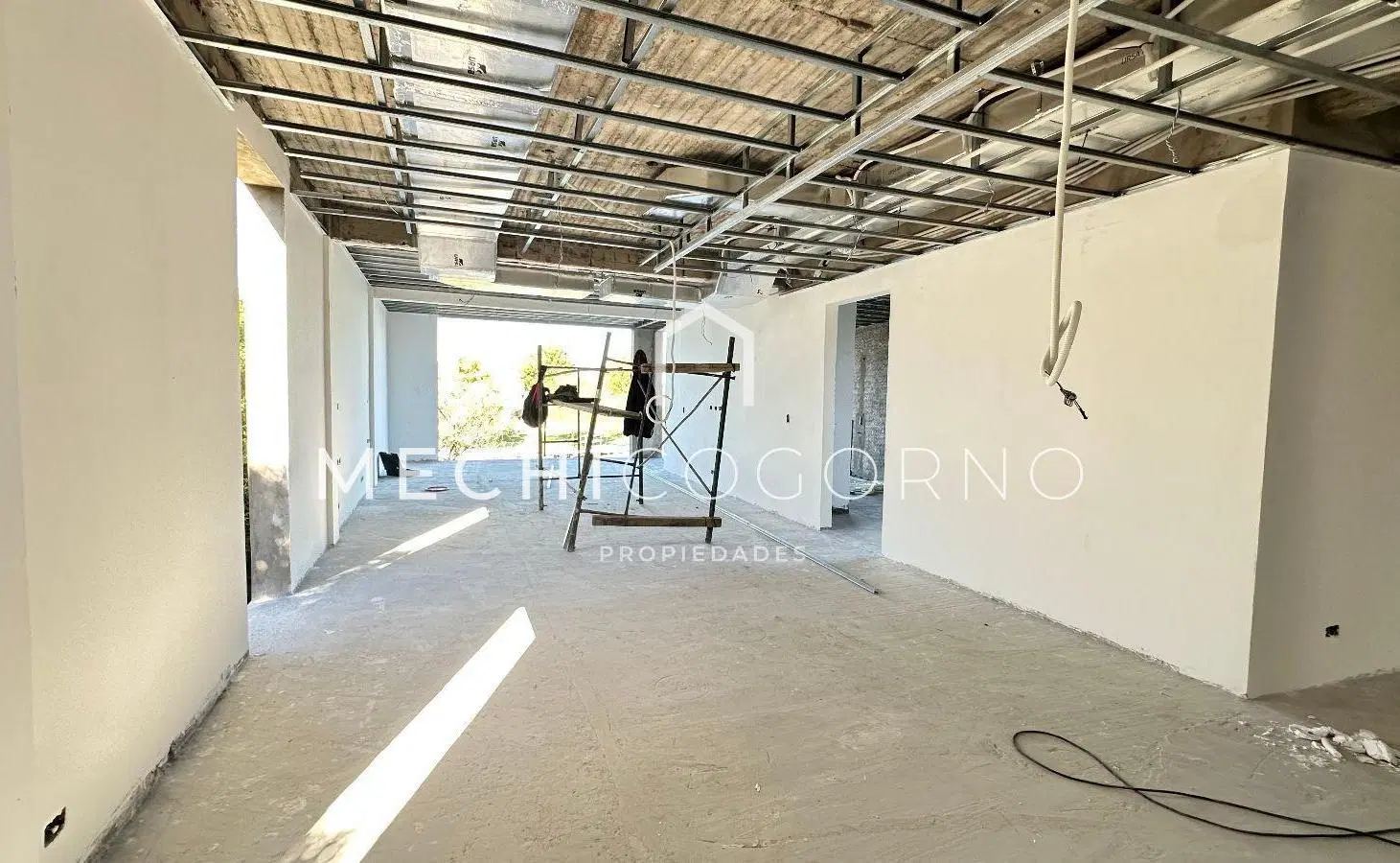 Casa en venta a la laguna 5 dormitorios en suite en Castores, Nordelta 4