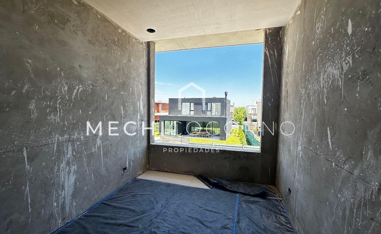 Casa en venta de 5 dormitorios en Carpinchos, Nordelta