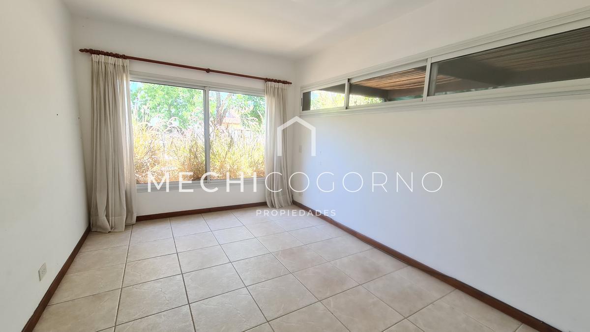 Foto de Casa de 4 dormitorios en venta San Isidro Labrador, Villa Nueva, imagen 4